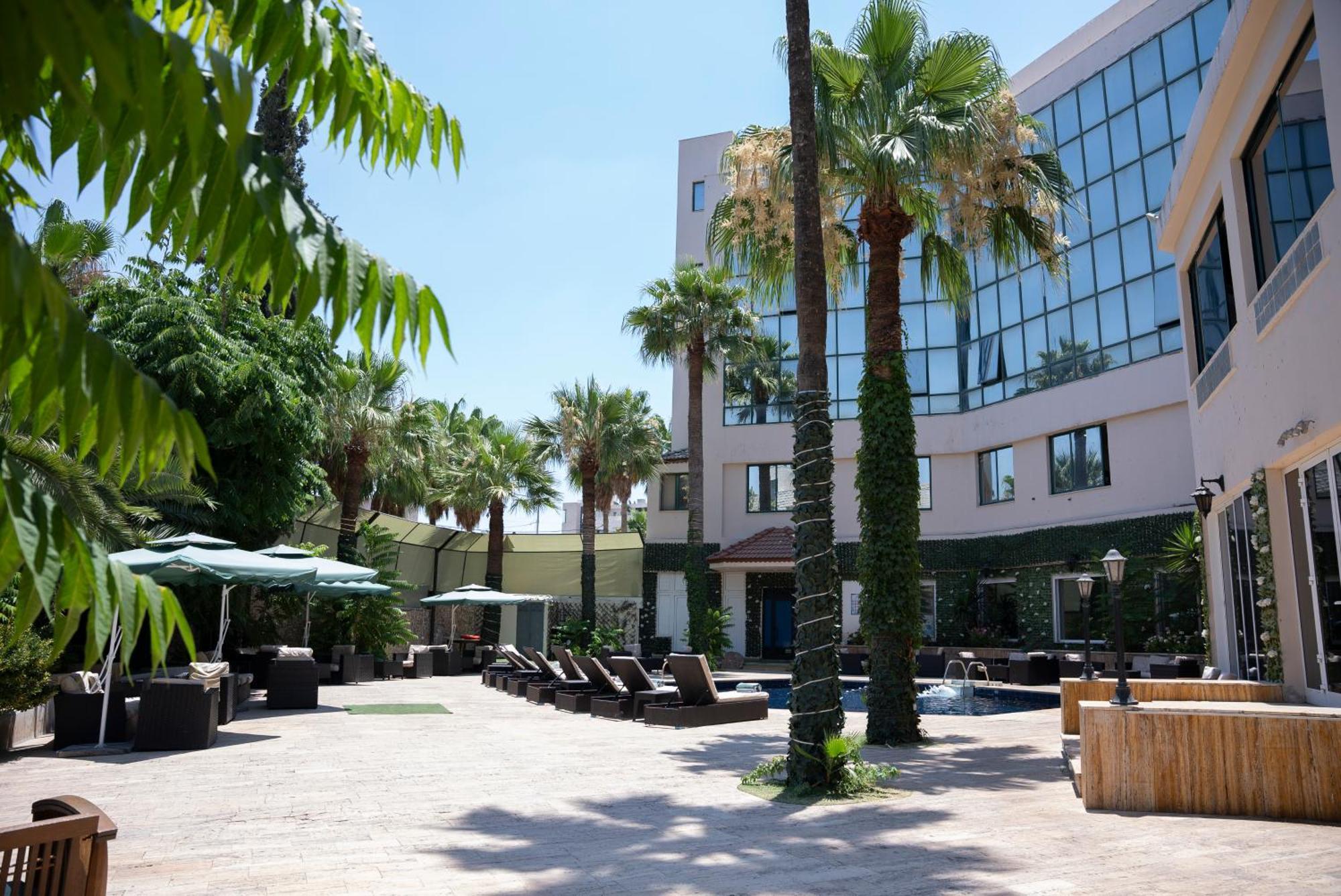 Amman West Luxury Hotel Exterior photo