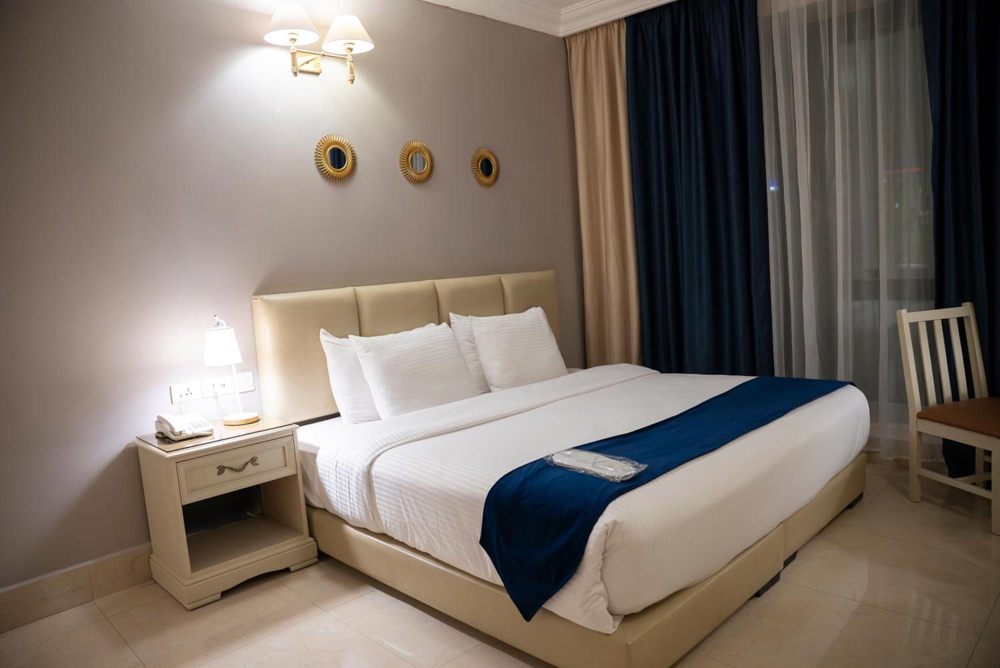 Amman West Luxury Hotel Exterior photo