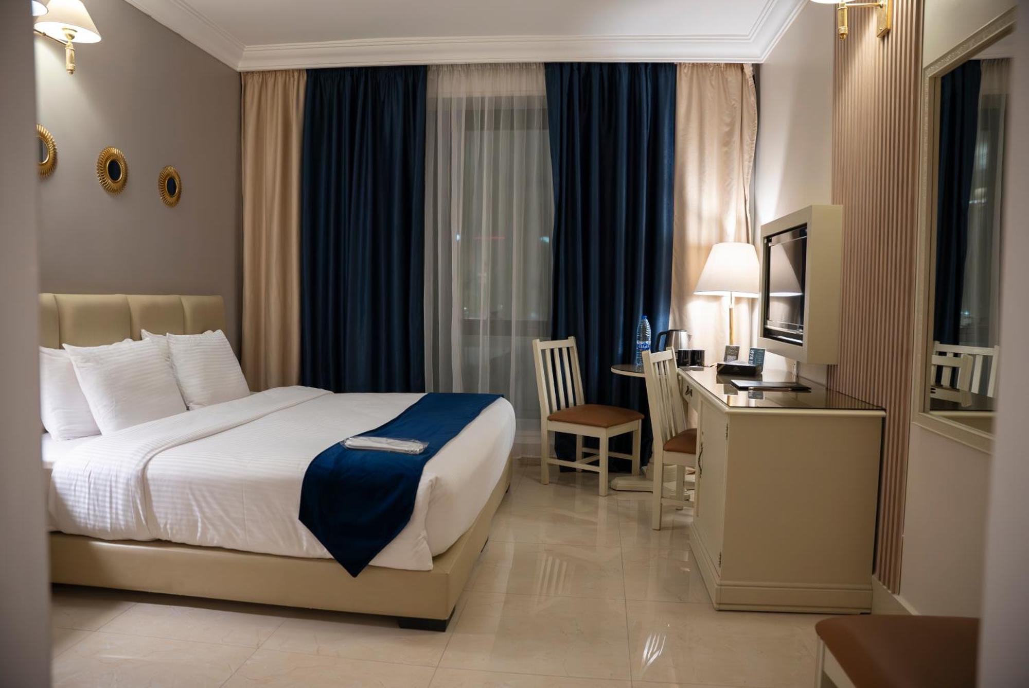 Amman West Luxury Hotel Exterior photo