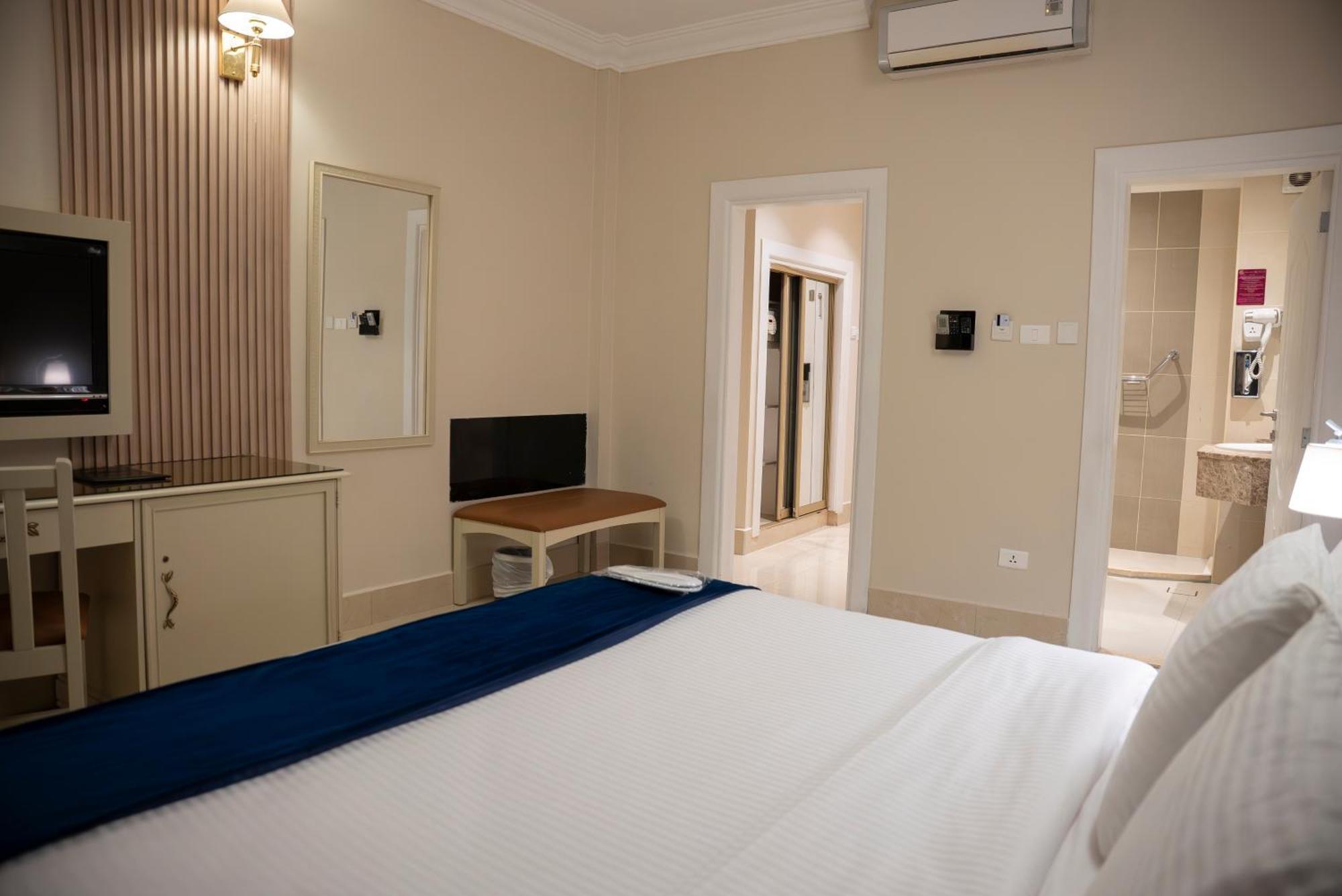 Amman West Luxury Hotel Exterior photo