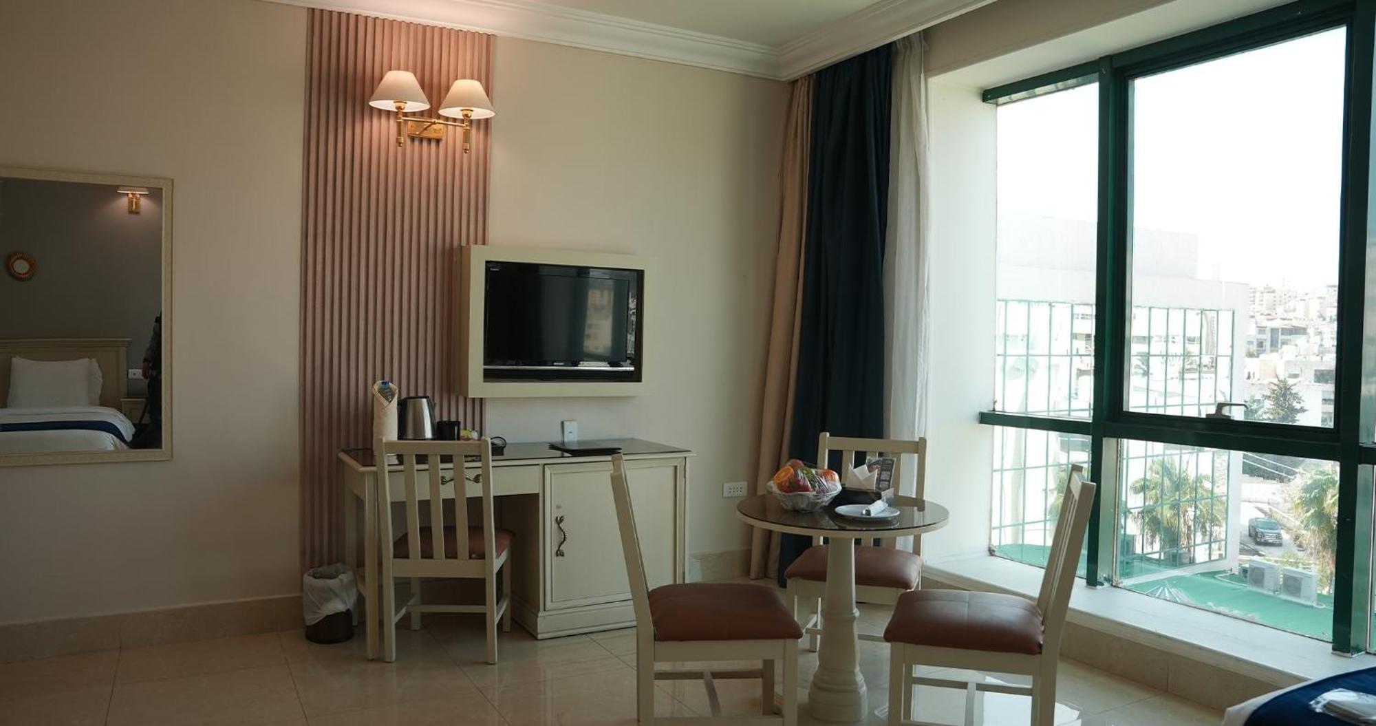 Amman West Luxury Hotel Exterior photo